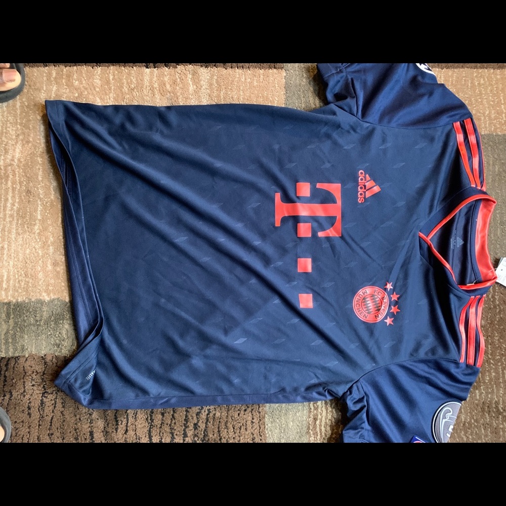 Brand new FC BAYERN MUNCHEN shirt